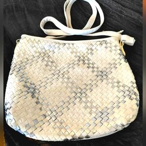 Elegant Silver and Cream Woven Women's Bag